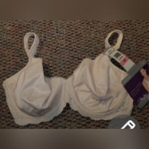 Playtex Secrets 4442 Women's 38 D Bra White Scallop Lace Trim NWT Underwire